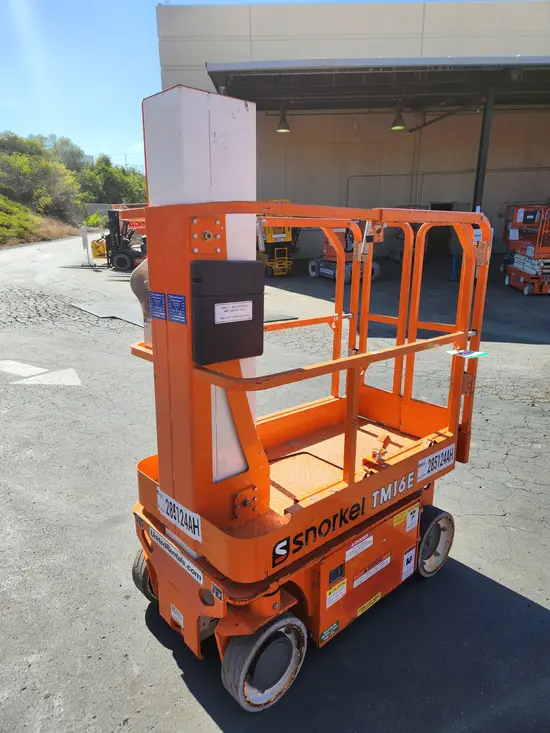 2021 Snorkel TM16E Self-Propelled One-Person Lift