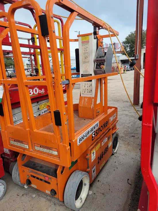 2020 Snorkel TM12E Self-Propelled One-Person Lift