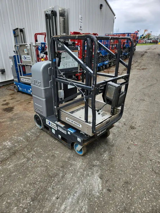 2018 JLG 20MVL Self-Propelled One-Person Lift