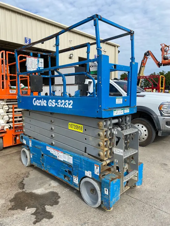 2018 Genie GS-3232 Scissor Lift