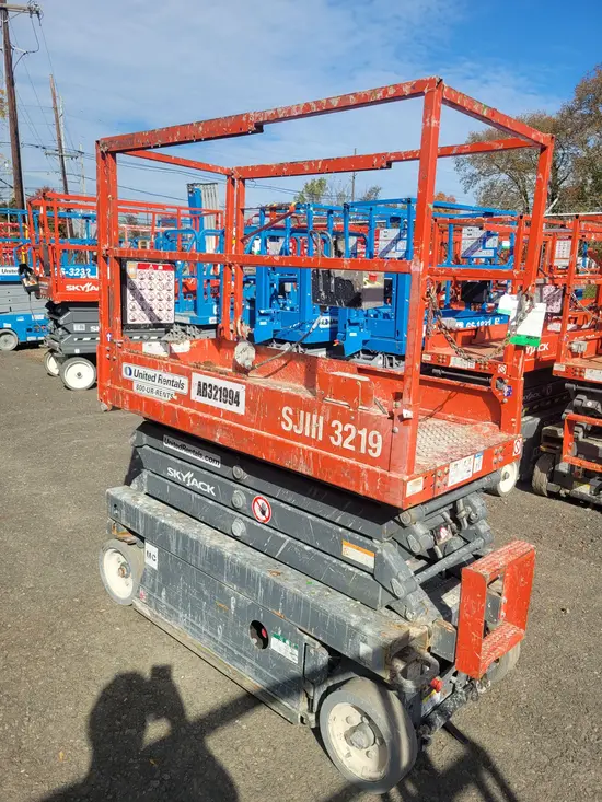 2017 Skyjack SJIII3219 Scissor Lift