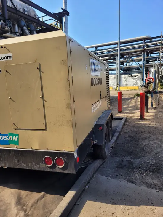 2020 Doosan XP825/HP750WCU Air Compressor