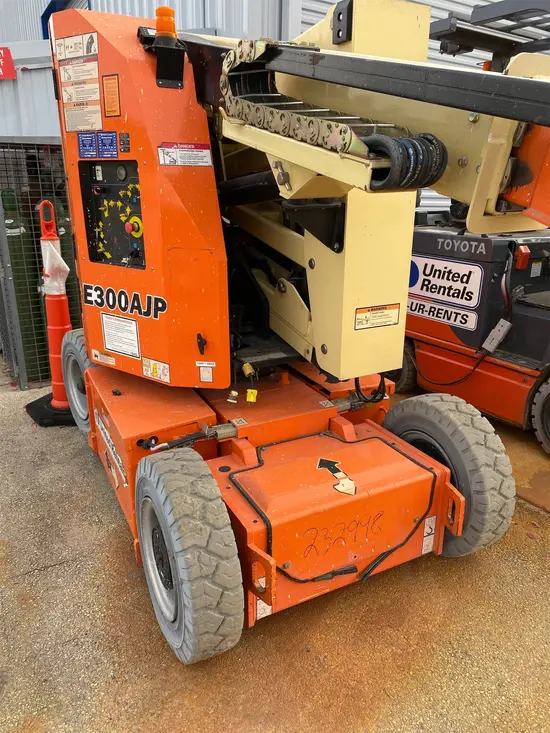 2017 JLG E300AJP Articulating Boom Lift