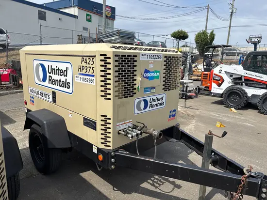 2020 Doosan P425/HP375EXT4I Air Compressor