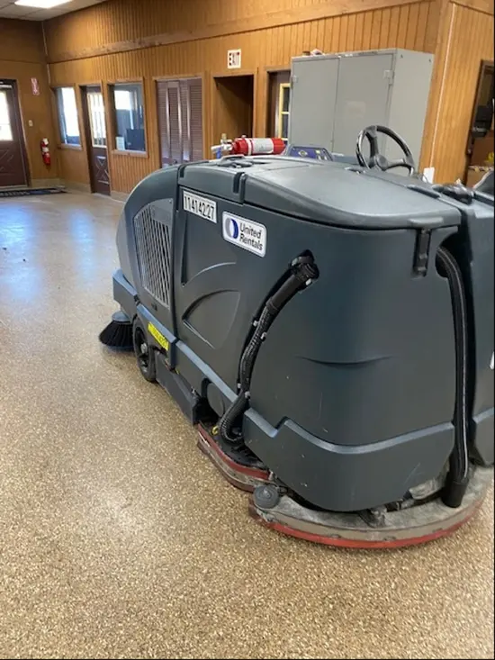 2022 Clarke CS7010 Sweeper
