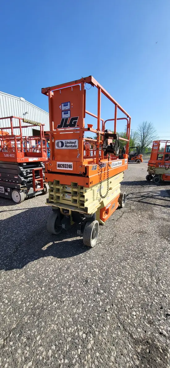 2018 JLG 2032ES Scissor Lift