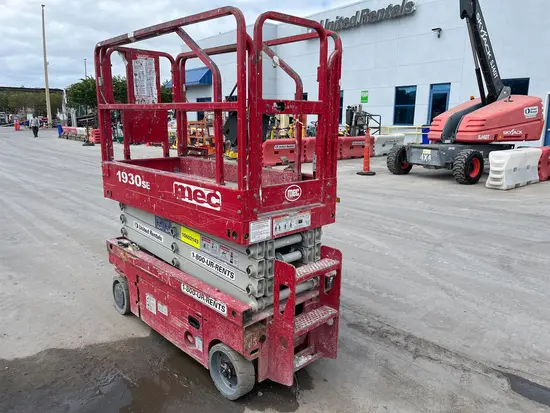 2017 MEC 1930SE Scissor Lift