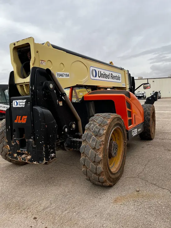 2016 JLG 1055 Forklift