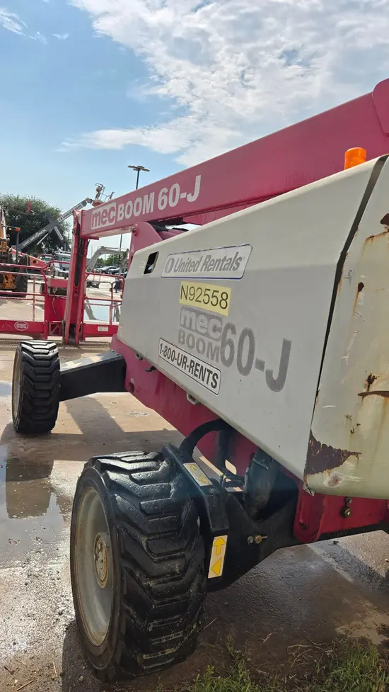 2015 MEC 60JD Boom Lift