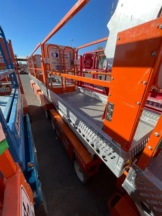 2020 Snorkel S3215L Scissor Lift