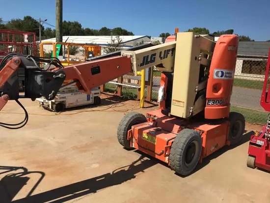 2012 JLG E300AJP Articulating Boom Lift