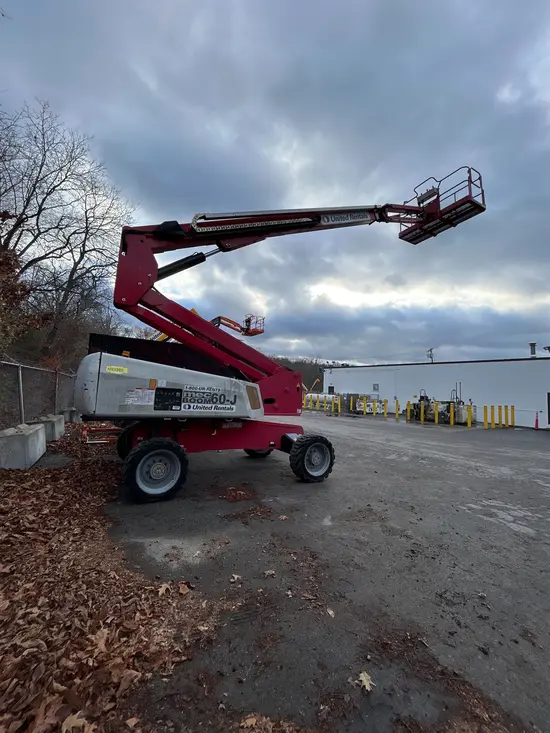 2016 MEC 60JD Boom Lift