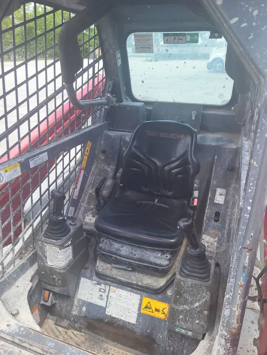 2021 Takeuchi TL6R Track Loader