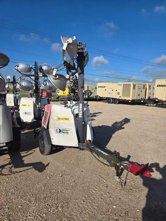 2017 Magnum Pro MLT6SM Portable Light Tower