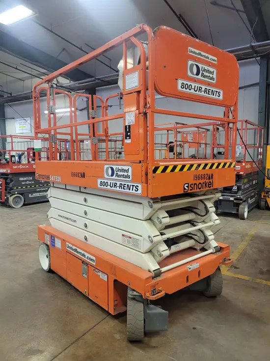 2017 Snorkel S4732E Scissor Lift
