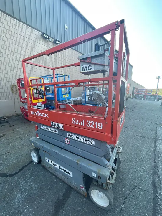 2016 Skyjack SJIII3219 Scissor Lift