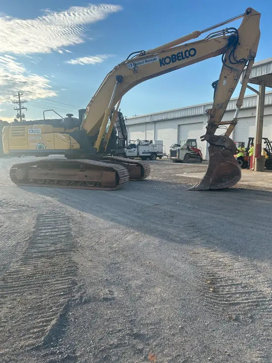 2019 Kobelco SK300LC Excavator