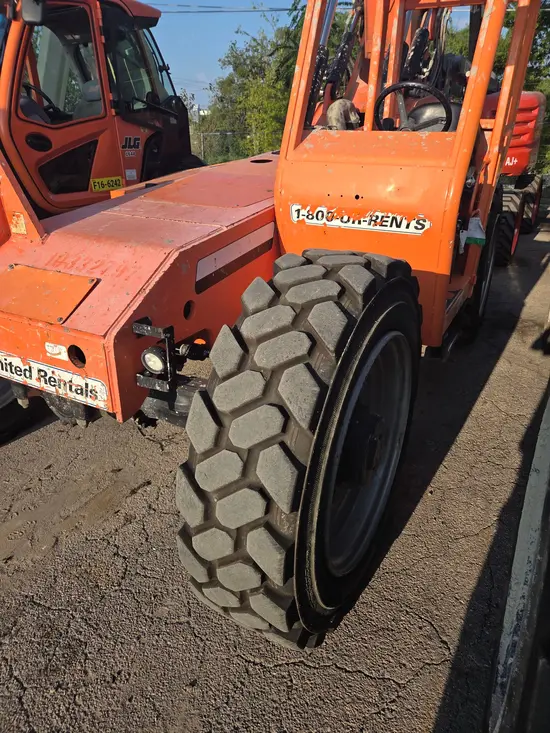 2015 SKYTRAK 6042 Forklift