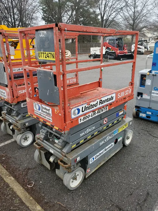 2015 Skyjack SJIII3219 Scissor Lift