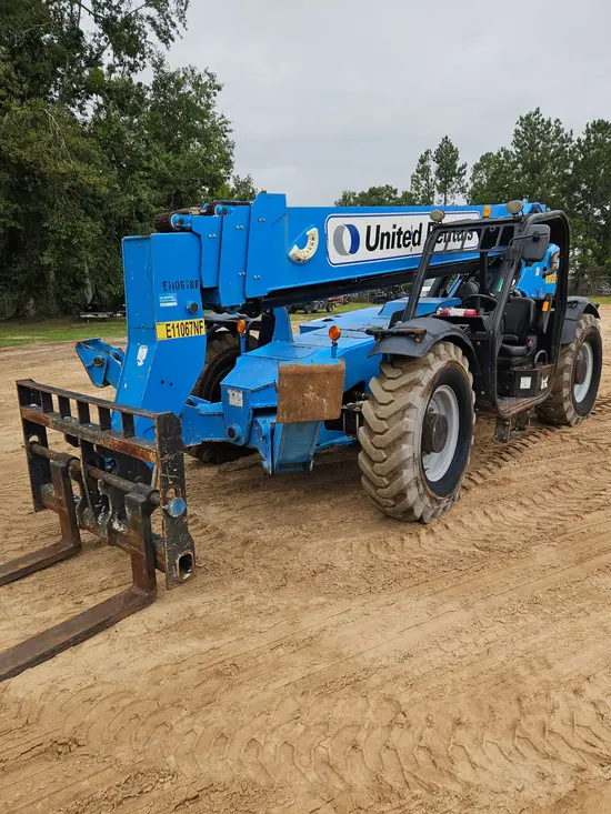 2016 Genie GTH-1056 Forklift