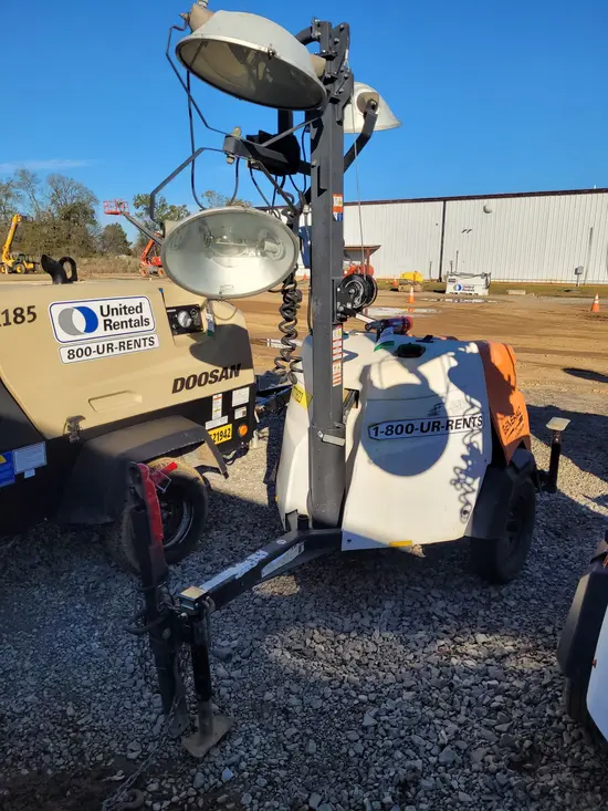 2018 Magnum Pro MLT6SM-STD3 Portable Light Tower