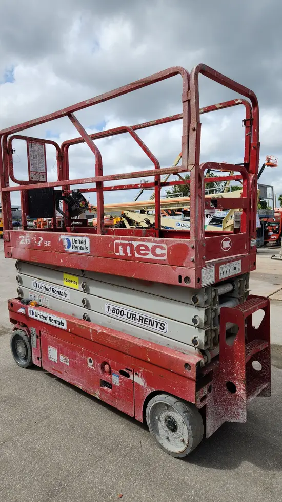 2017 MEC 2632SE Scissor Lift