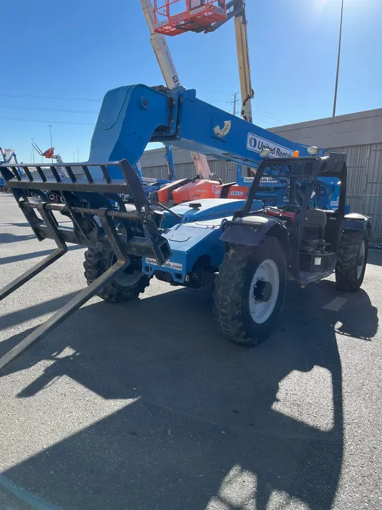 2015 Genie GTH-844 Forklift