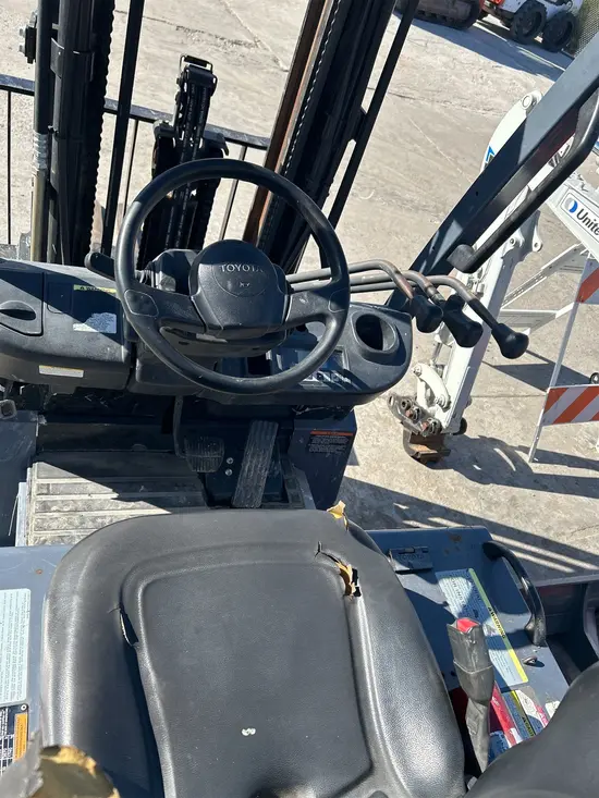 2019 Toyota 8FBCU25 Warehouse Forklift