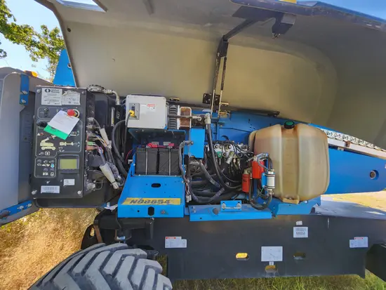 2017 Genie S-85 Boom Lift