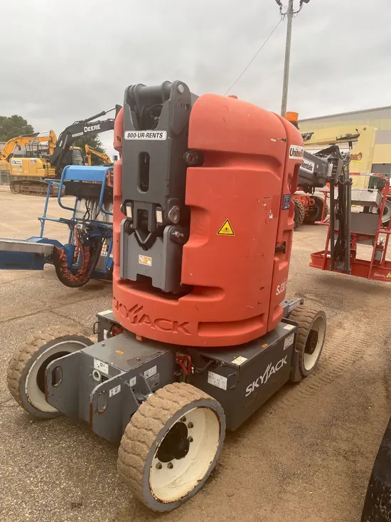 2017 Skyjack SJ30ARJE Articulating Boom Lift