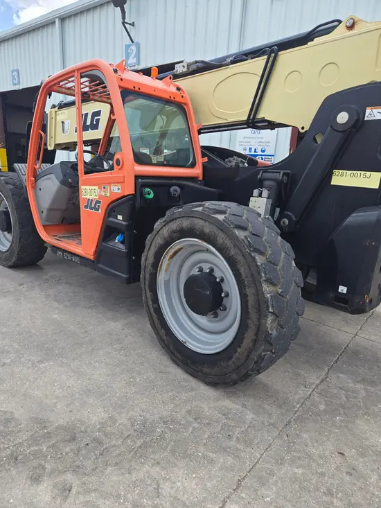 2018 JLG 1043 Forklift