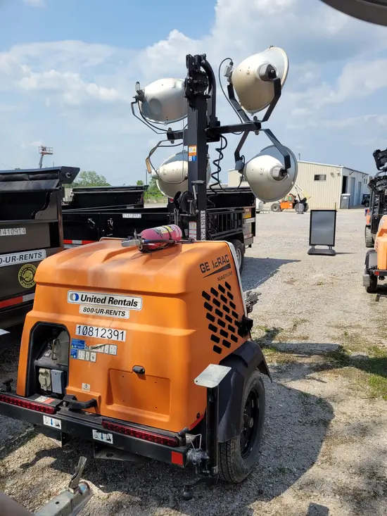 2018 Magnum Pro MLT6SM Portable Light Tower