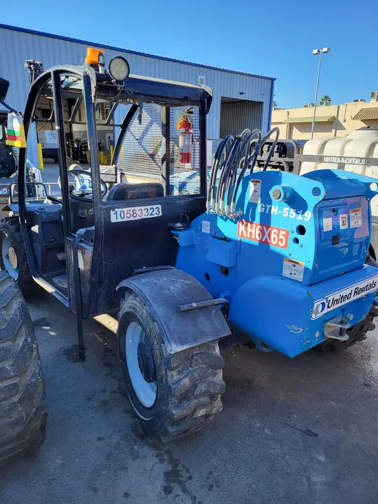 2017 Genie GTH-5519 Forklift