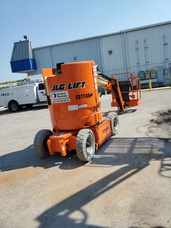 2014 JLG E300AJP Articulating Boom Lift