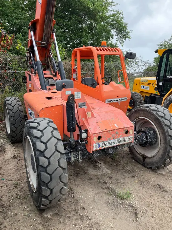 2016 SKYTRAK 6042 Forklift