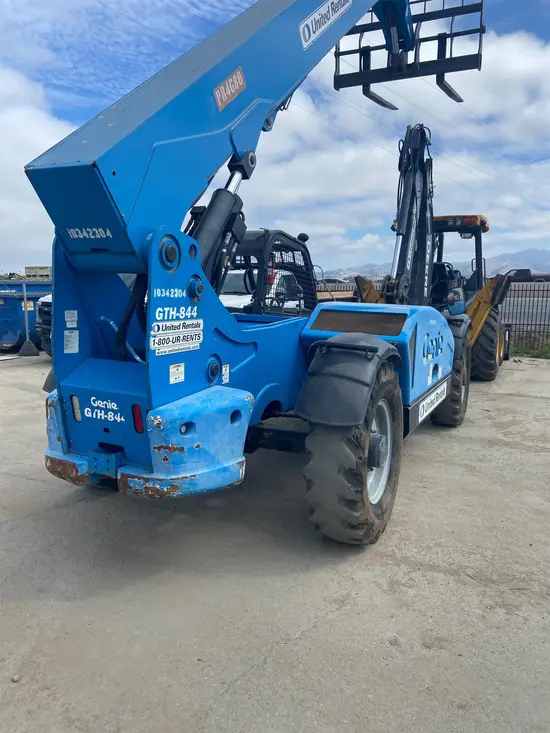 2015 Genie GTH-844 Forklift