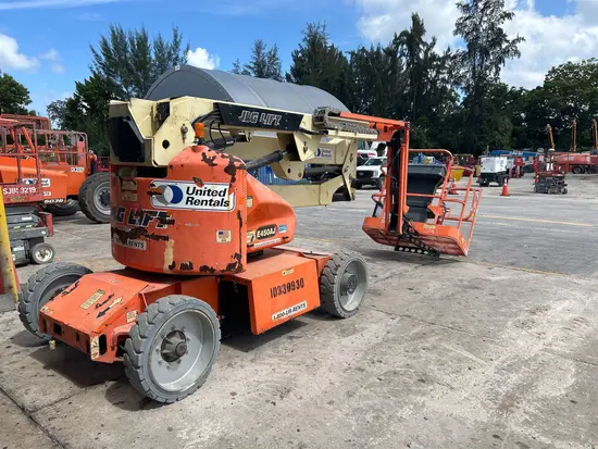 2015 JLG E450AJ Articulating Boom Lift