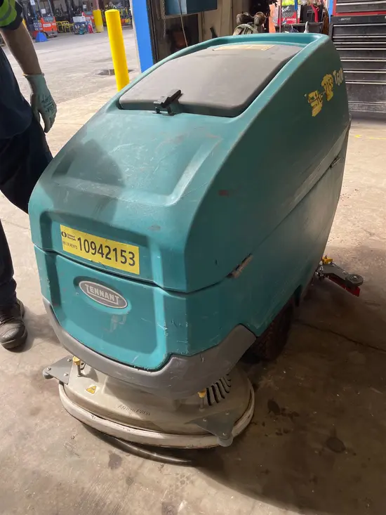 2019 Tennant T600-28 Scrubber
