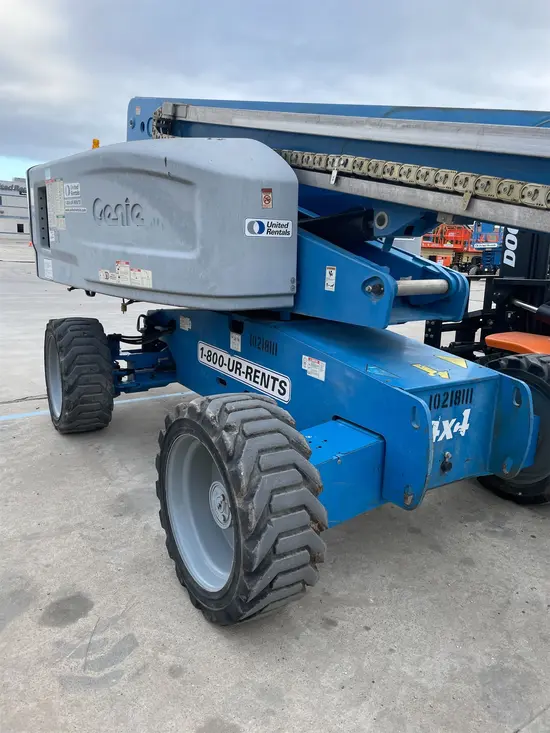 2014 Genie S-65 Boom Lift