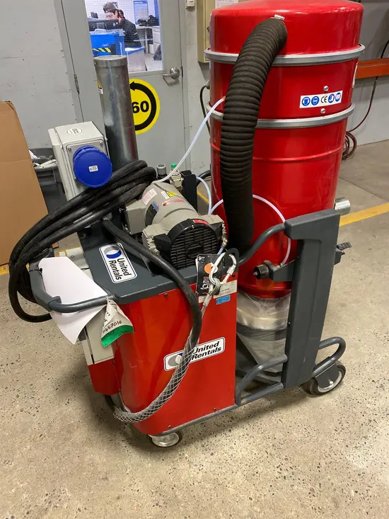 2022 Husqvarna BDC-33-230V Vacuum