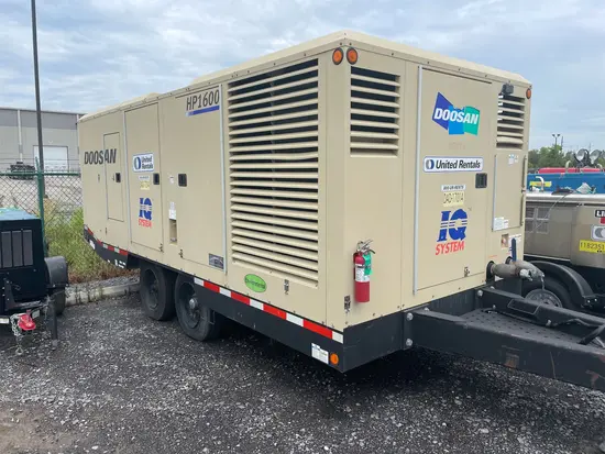 2017 Doosan HP1600WCU-T4F Air Compressor