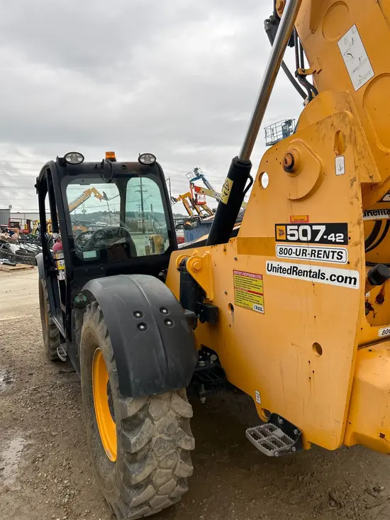 2017 JLG 742 Forklift