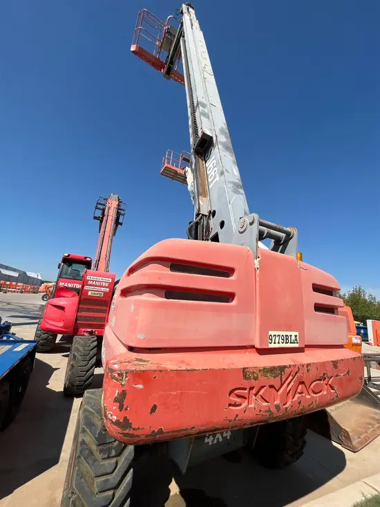 2014 Skyjack SJ66T Boom Lift