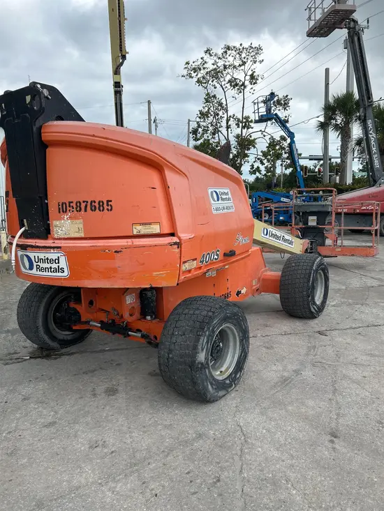 2017 JLG 400S Boom Lift