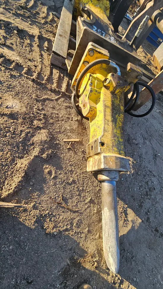 2020 Epiroc SB 452 Attachment
