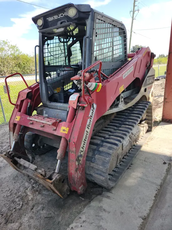 2018 Takeuchi TL12V2-CR Track Loader