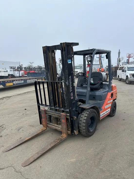 2020 Toyota 8FGU25 Warehouse Forklift