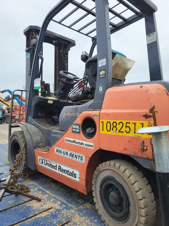 2018 Toyota 8FDU25 Warehouse Forklift