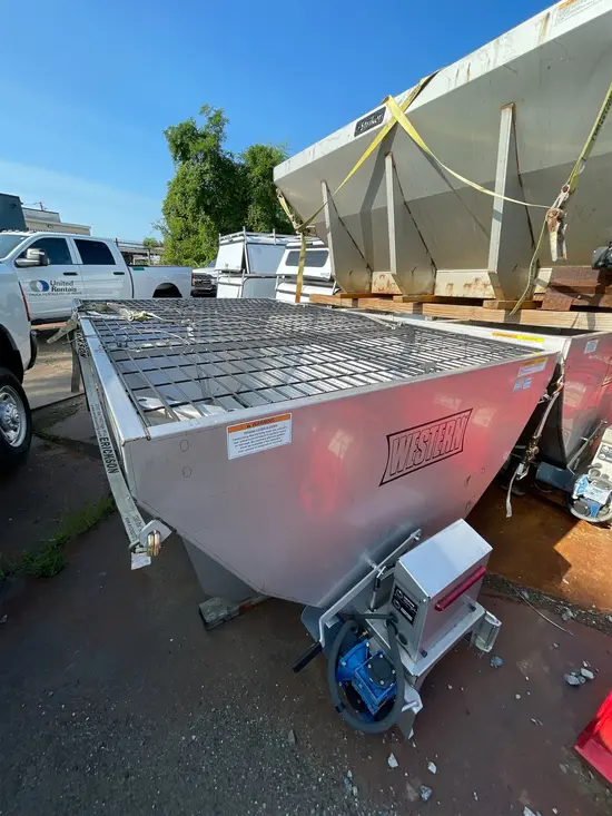 2019 Western Global 99039 Trailer