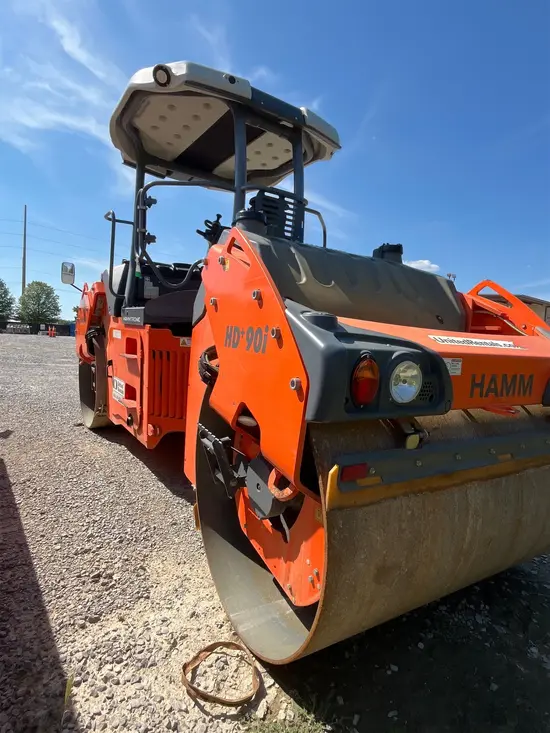 2019 Hamm HD+90iVV Double Drum Roller
